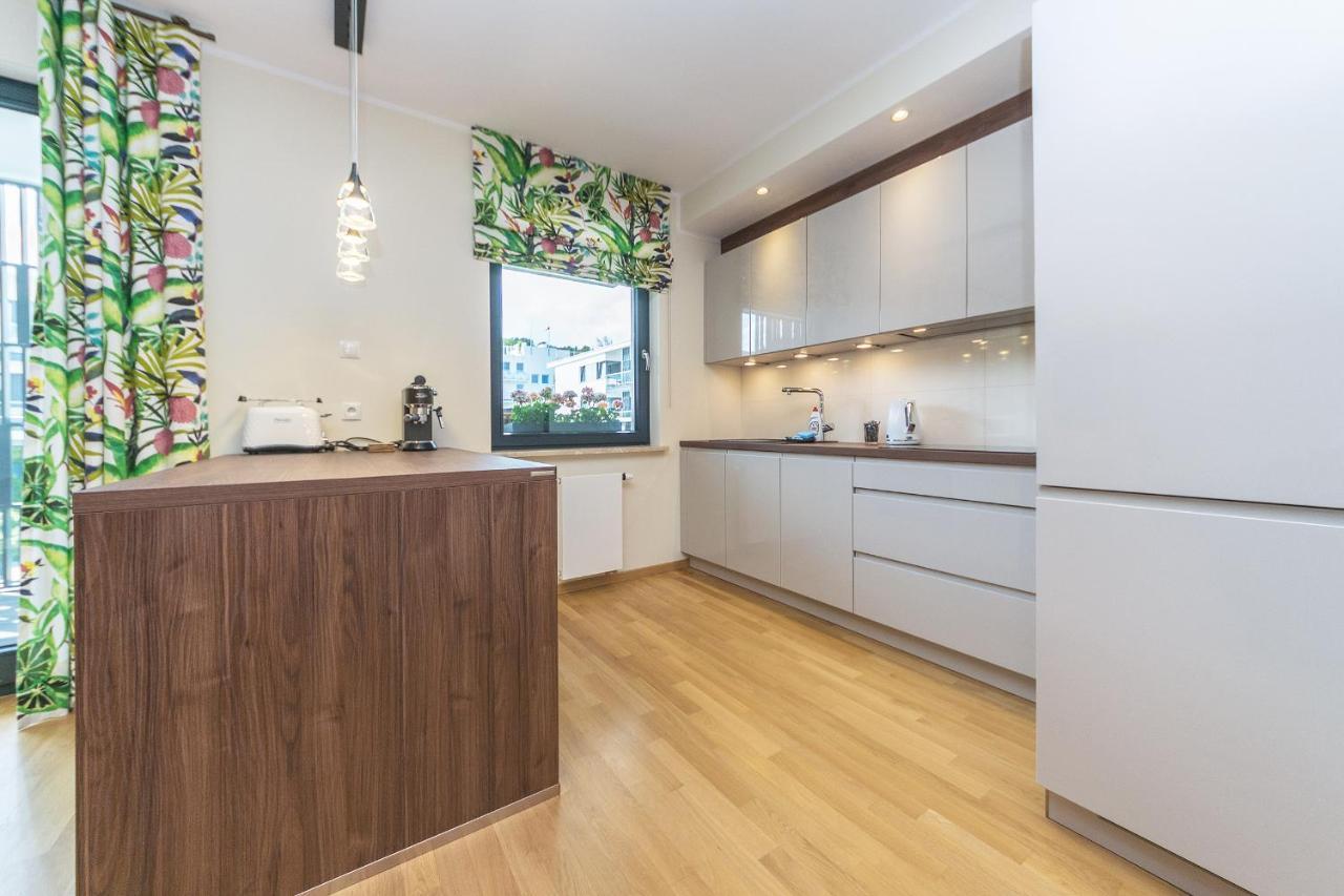 Pomorskie Apartamenty Bernadowska Green Deluxe Gdynia Bagian luar foto